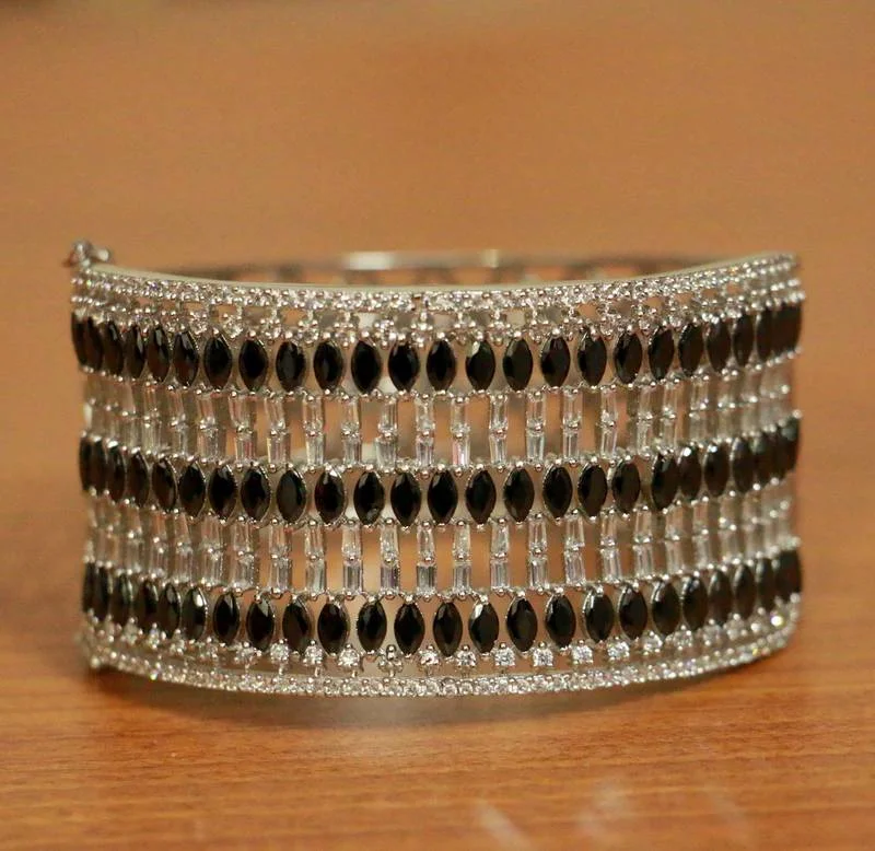 wedding bracelets for women-BLACK CZ DIAMOND LOOK SILVER PLATED OPENABLE BRACELET