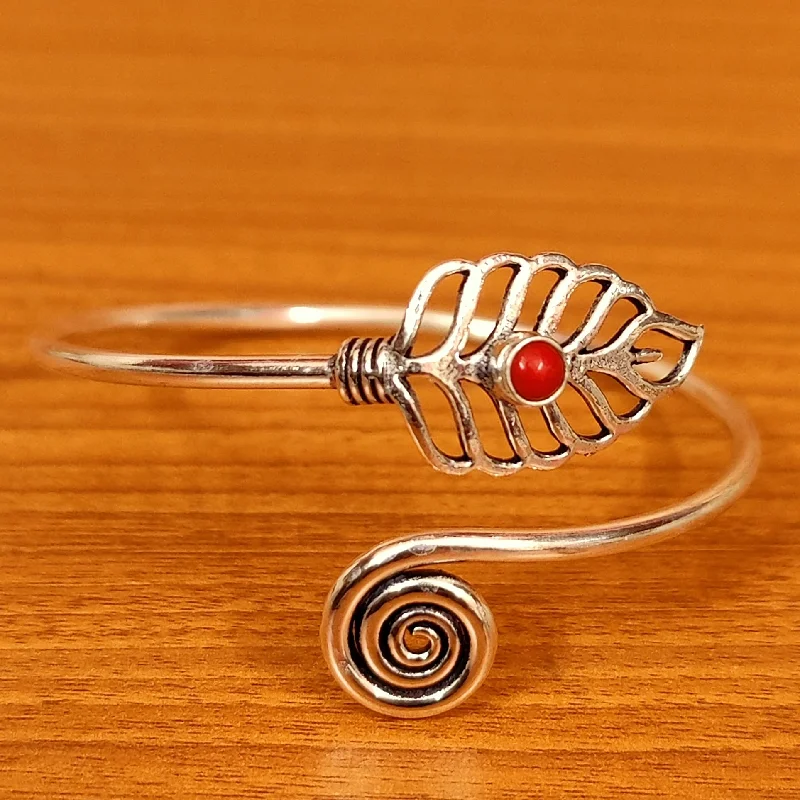 bangles for women-CORAL STONE SILVER LOOK ALIKE ADJUSTABLE BRACELET