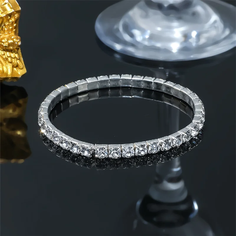 luxury charm bangles for women-Radiant Elegance: Luxury Shiny Rhinestone Tennis Bracelet