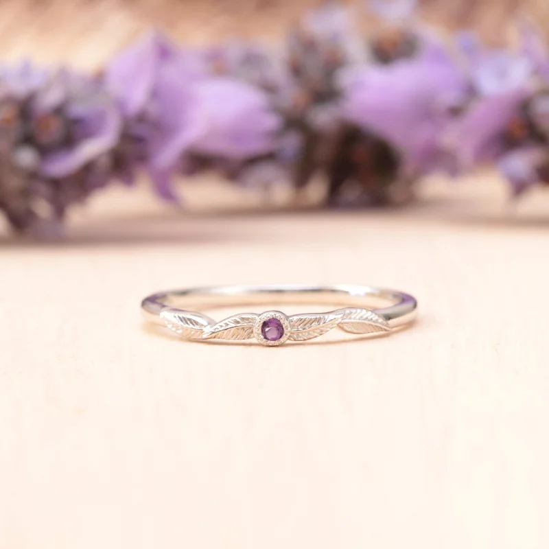 silver rings for women-Amethyst Birthstone Leaf Ring