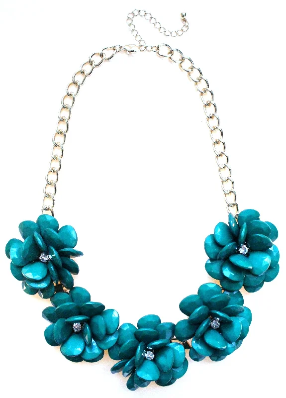 luxury necklaces for women-Beaded Rosette Statement Necklace- Emerald