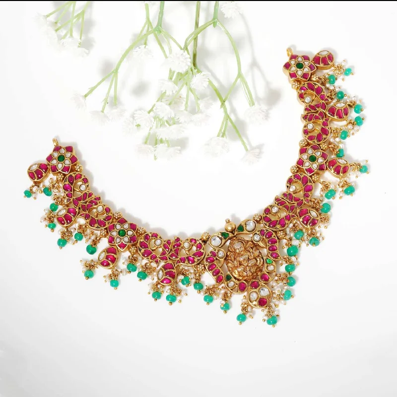 elegant pearl necklaces for women-Lakshmi Kundan Nagas Necklace