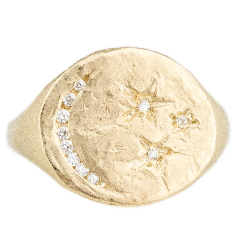 vintage gold rings for women-Moon & Star Signet Ring