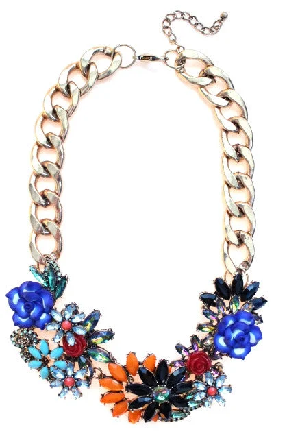 casual necklaces for women-Luxe Chunky Floral Statement Necklace