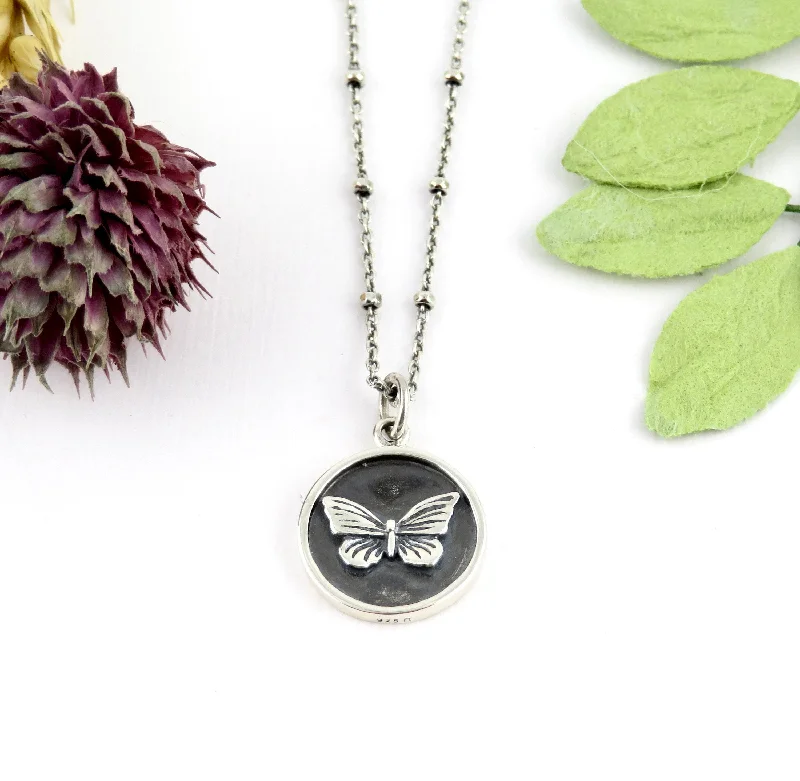 vintage necklaces for women-Butterfly Disc Necklace